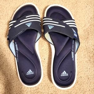 Women's Adidas velcro, Size 9
